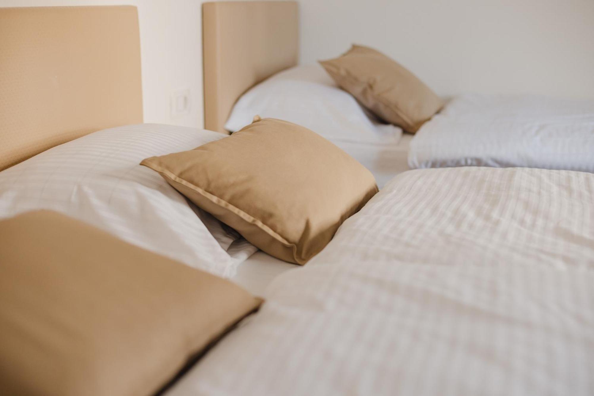 Vila Klara Apartments Любляна Екстериор снимка
