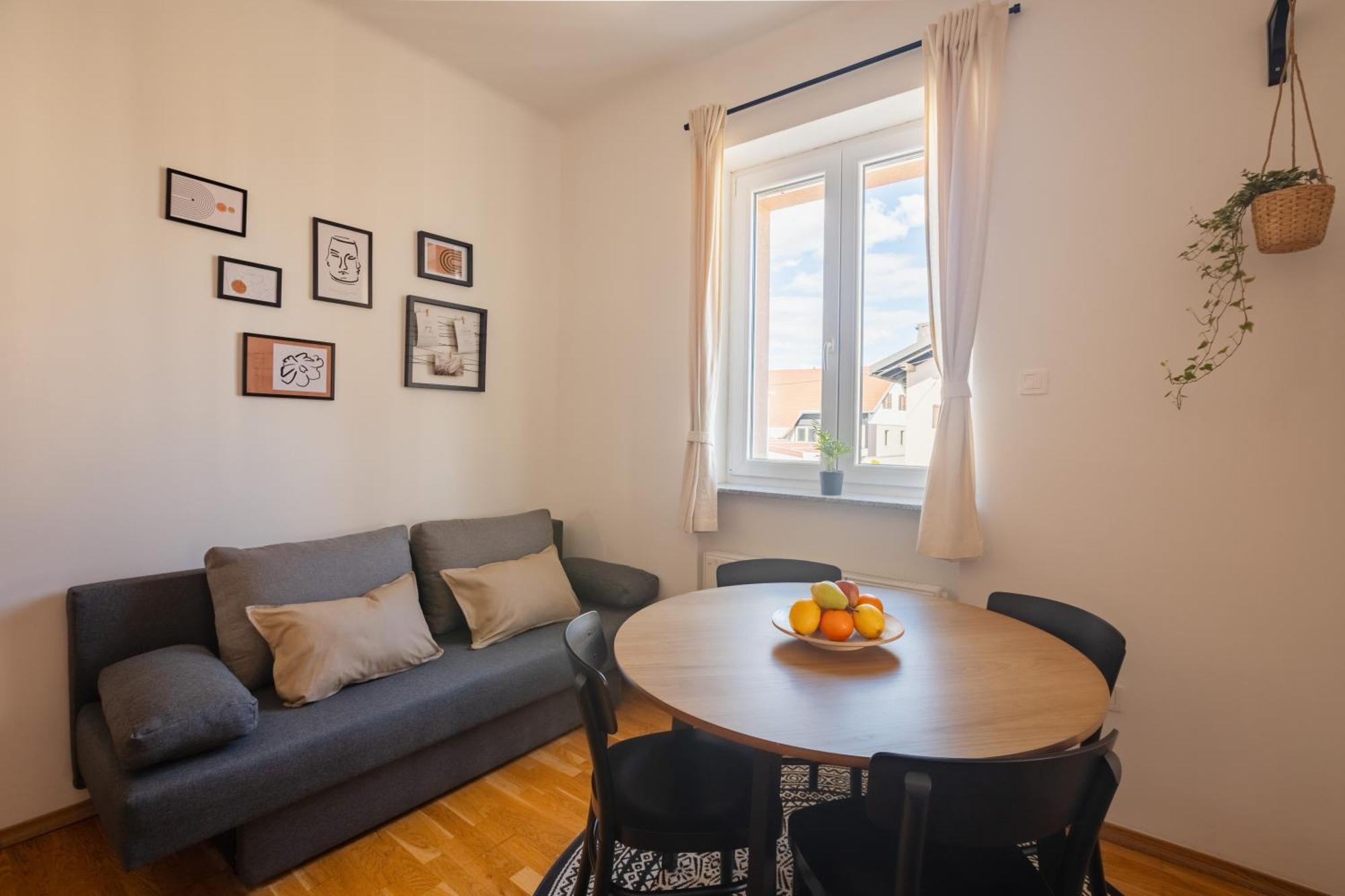 Vila Klara Apartments Любляна Екстериор снимка