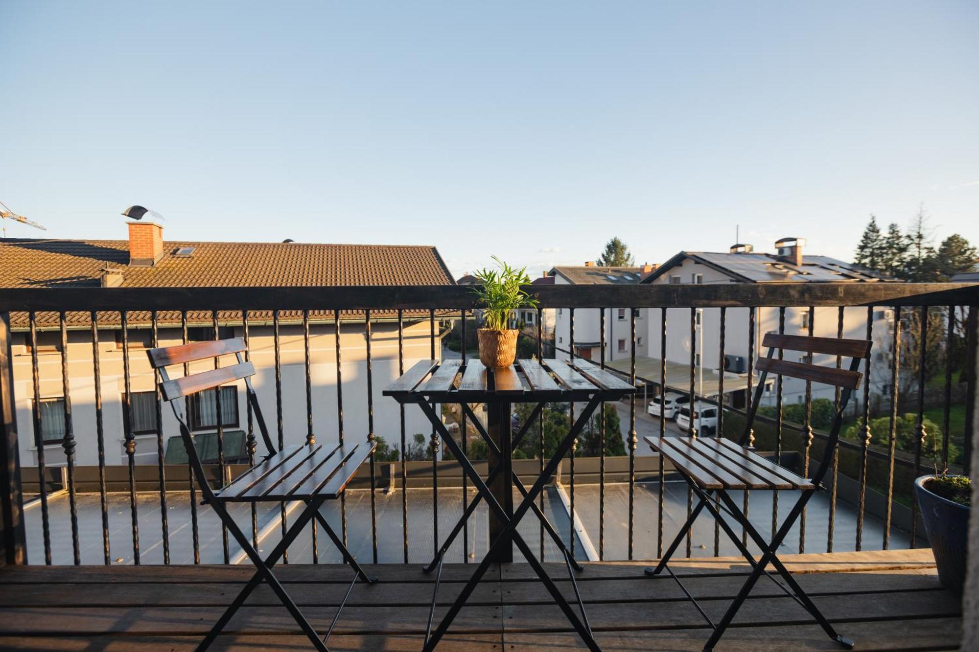 Vila Klara Apartments Любляна Екстериор снимка