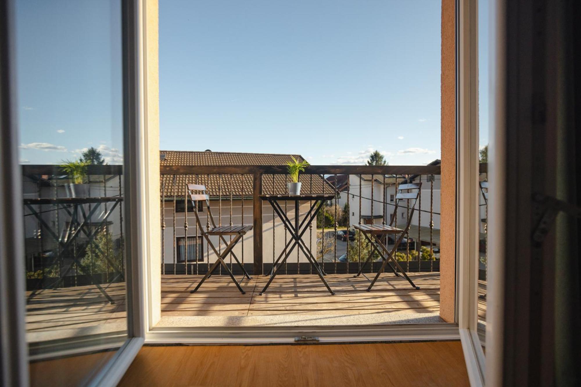 Vila Klara Apartments Любляна Екстериор снимка